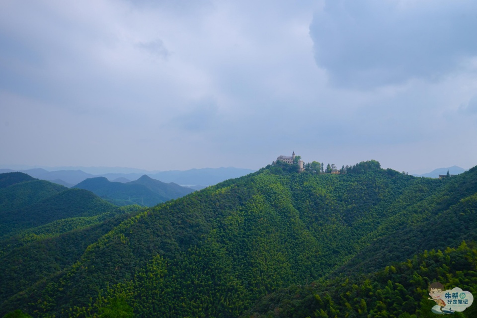 莫干山塔山图片