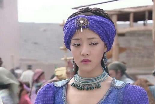 出演的是苏蓉蓉,也是琵琶公主,温婉可人,却得不到最爱人的心,不过因为