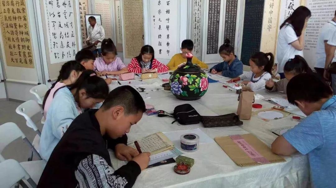 云南省硬笔书法协会图片