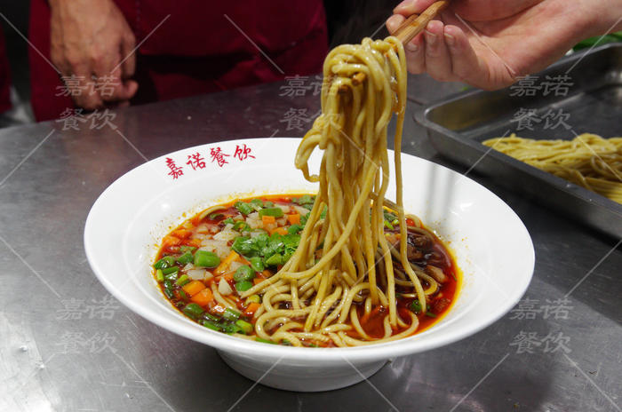 舌尖上的美味 網紅小吃羊肉餄餎面