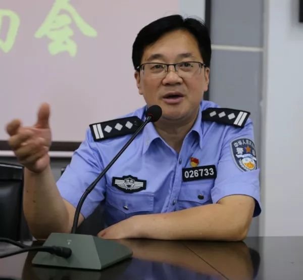 刘爱民警察图片