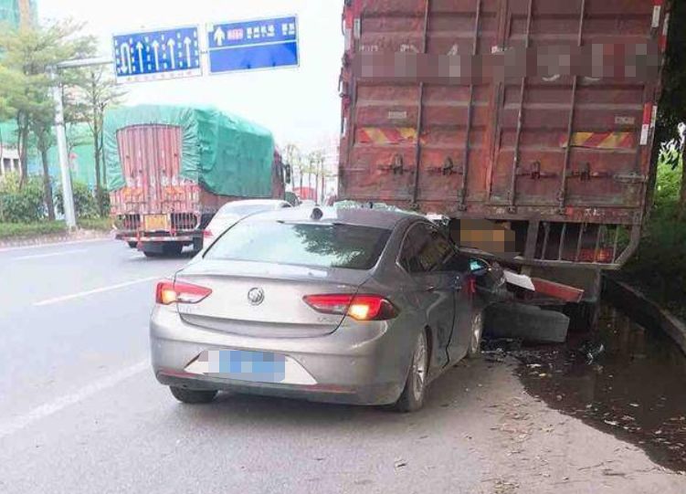 广东惠州最新车祸图片