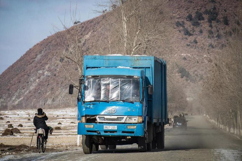 朝鲜国产卡车图片