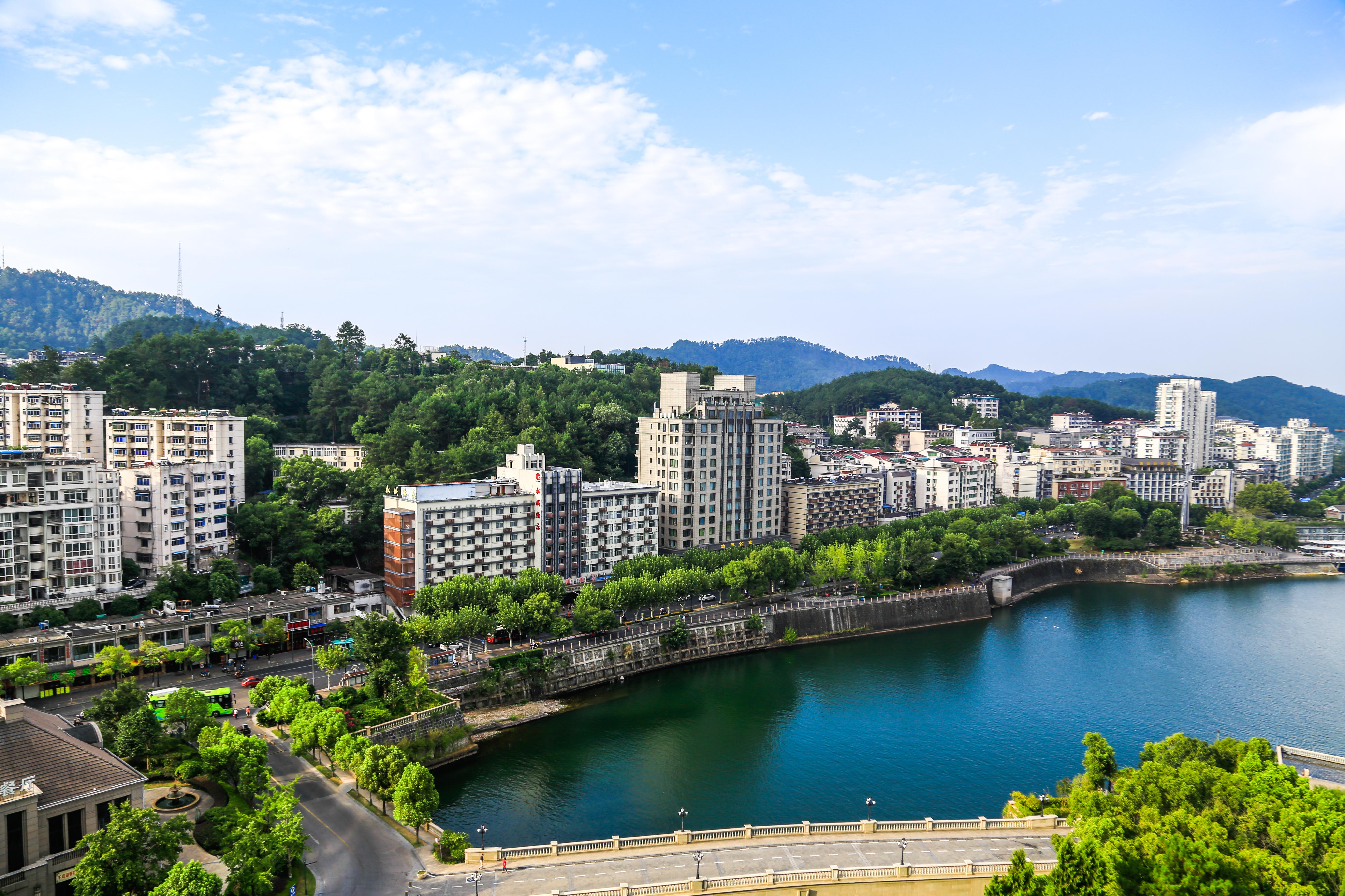 度假首選 千島湖綠城度假酒店,無敵海景 環湖騎行,感受天然氧吧