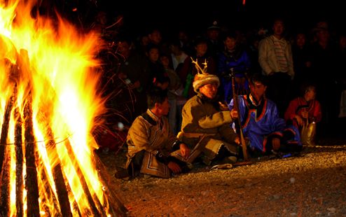 篝火节是鄂伦春族至今唯一的传统节日