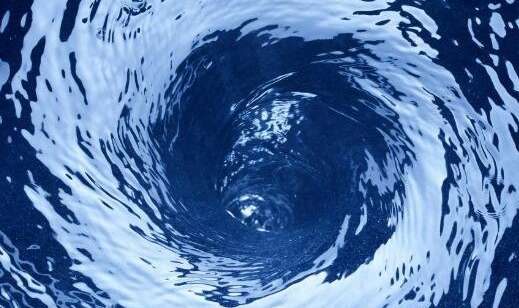 世界上最恐怖的漩涡67美国水库惊现25米超大漩涡
