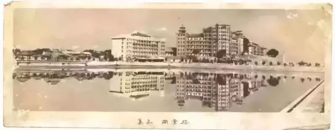 题材影视剧最佳取景地集美华侨学生补习学校是由陈嘉庚1953年主持创