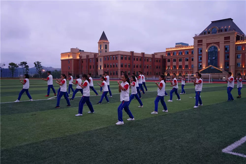 贵阳乐湾国际实验学校贵阳清镇北大培文学校贵阳为明国际学校贵阳市传