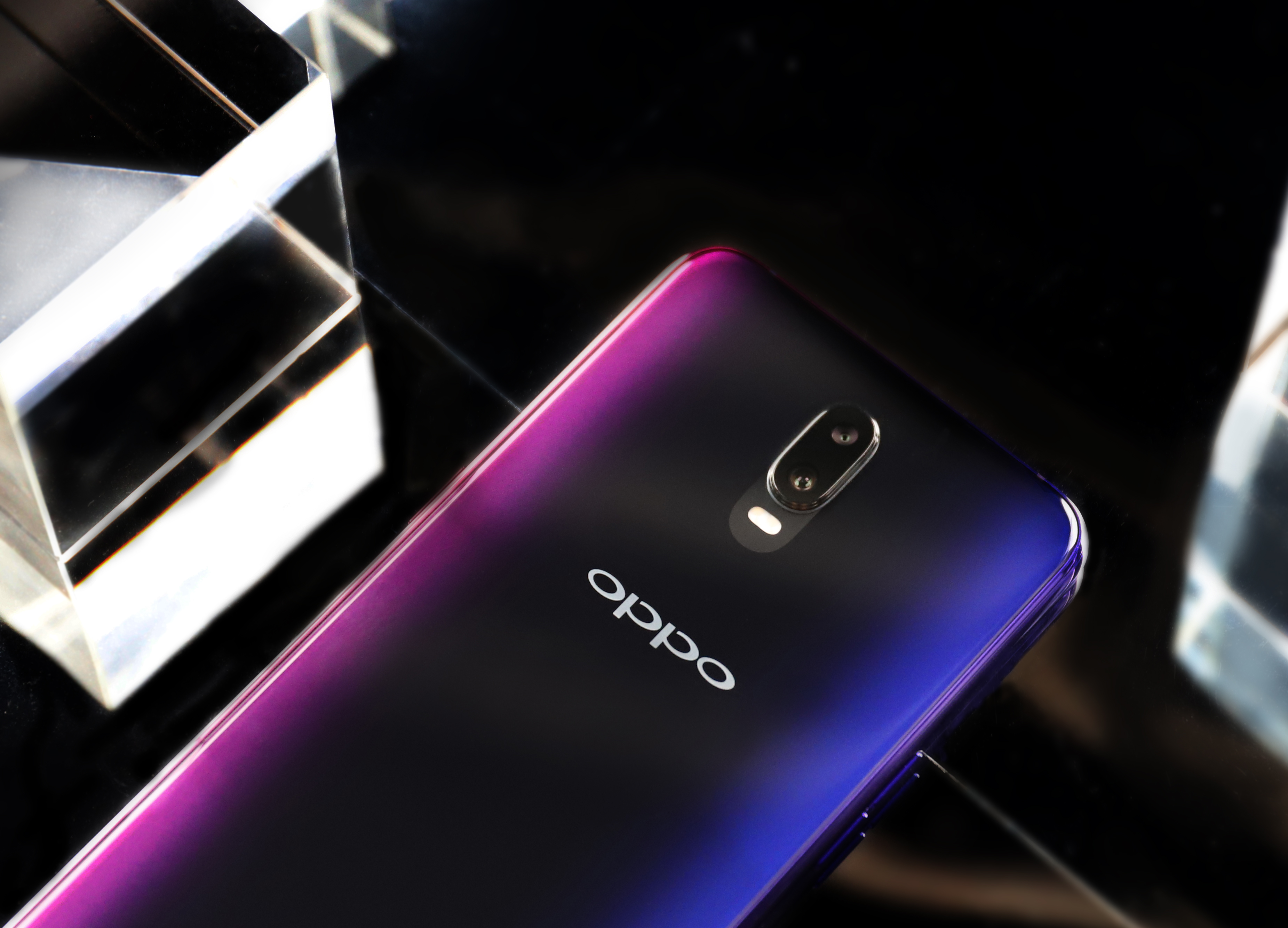 oppor17和r17pro區別(oppor17pro和r17的區別)