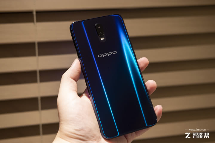 科技与光影的结合 oppo r17 系列正式发布