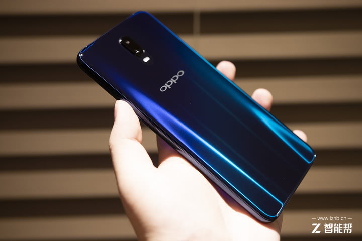 科技与光影的结合 oppo r17 系列正式发布