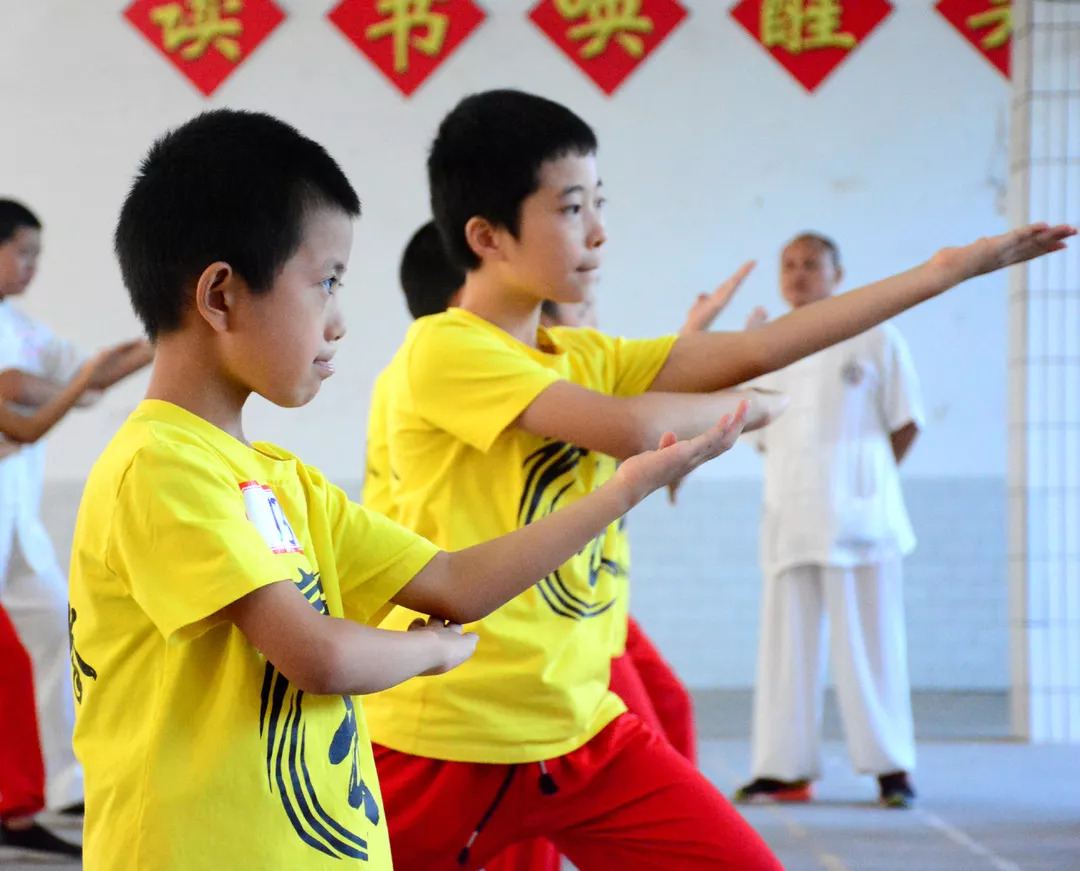 【富田中国武术 爱武术更爱富田:武冈市富田学校举行西南五县首届