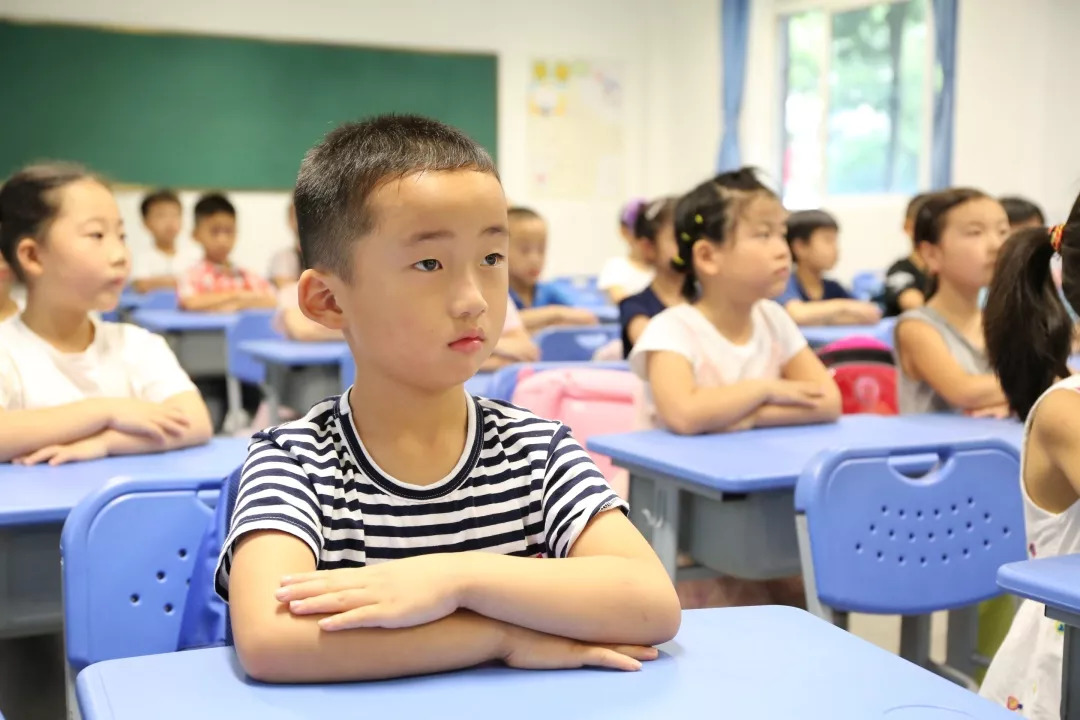 学习准备期我是快乐小学生附属小学一年级学习准备期活动开始了