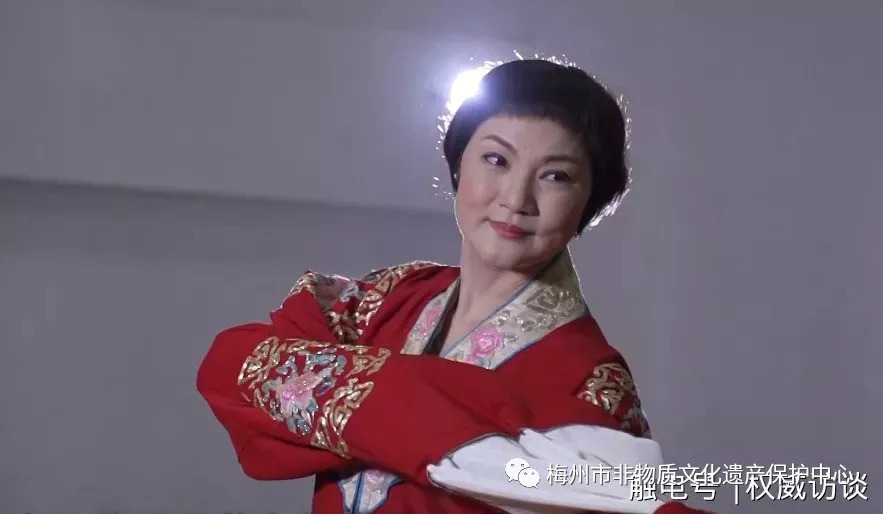 李仙花演员图片