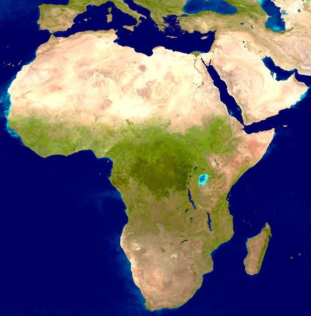 赤道穿过的非洲高原图片