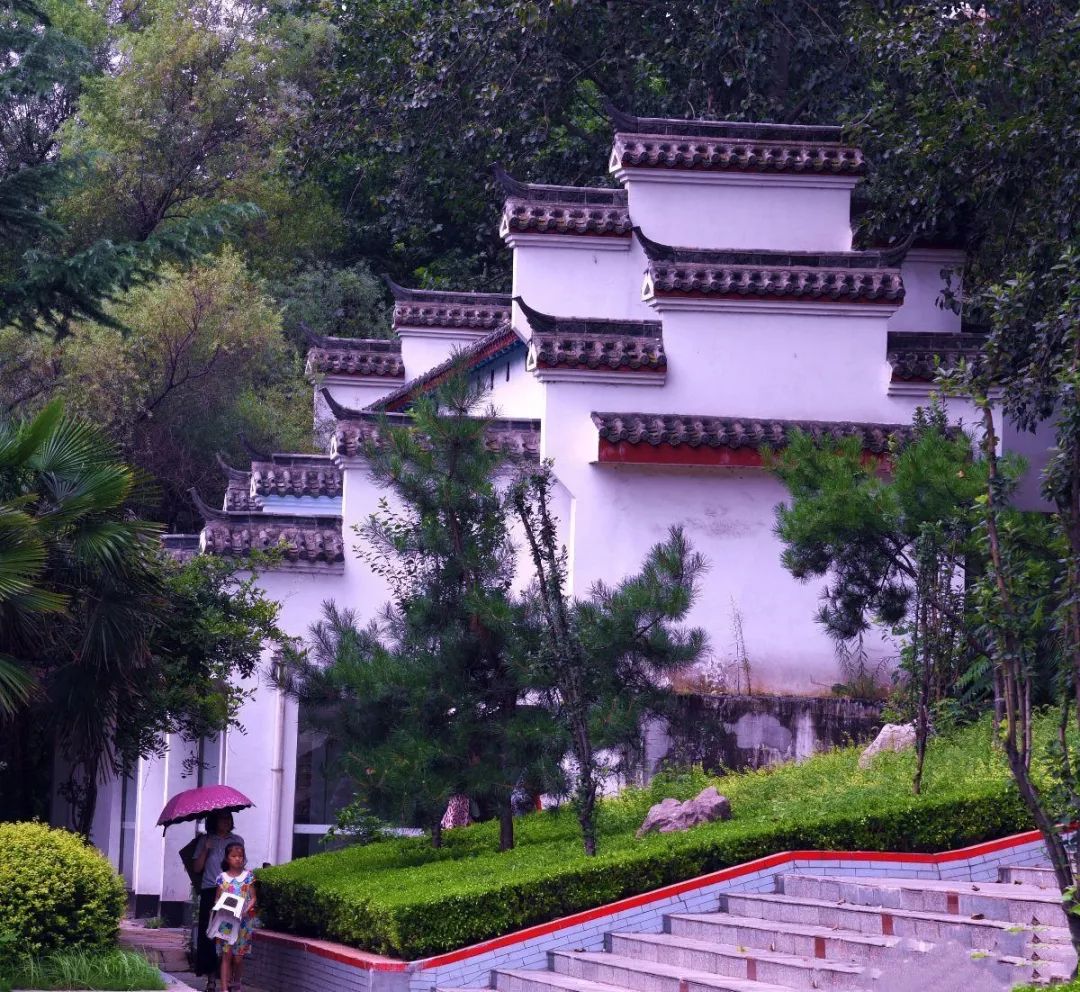 新安县石寺镇石寺村图片