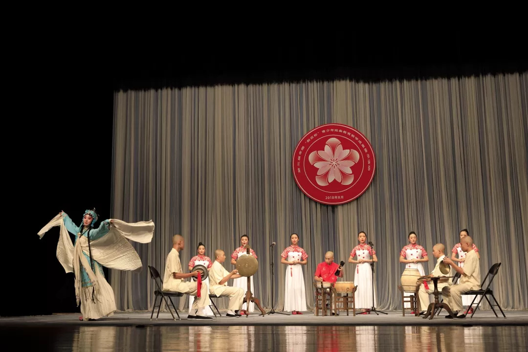 川劇高腔《刁窗·棉達絮》選段,講述了錢玉蓮脫身後的痛苦回憶與感慨