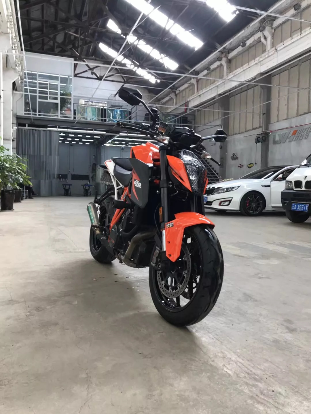 轉讓雲南昆明大貿ktm1290sdr超級公爵