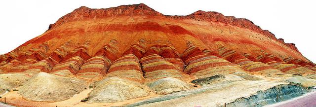 有4大不同之处张掖丹霞彩色丘陵与南方丹霞地貌的对比