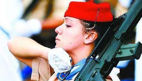 巴拿马女兵日常图片