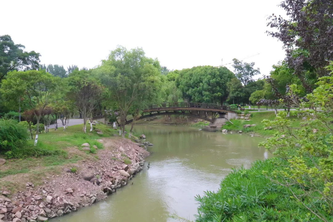 南京迈皋桥石景山公园图片