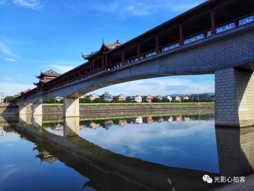 《廊桥雄姿》摄影:天天等^器材:华为p10 plus地点:嵊州访戴桥来源