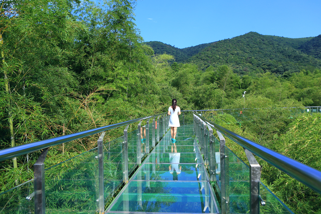 初秋泡個養生溫泉