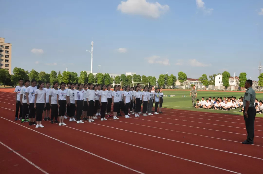 泰州师专附属实验中学(泰州师专附属实验中学校长)