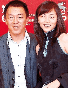 黄渤7岁女儿罕见出镜刘烨开玩笑称看一眼就知是黄渤女儿