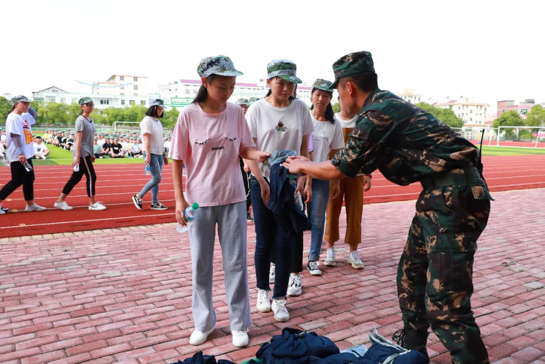 灰埠中学瑞阳校区图片