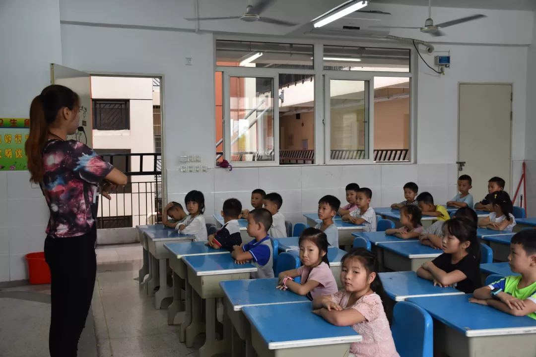 惠州黄冈小学图片