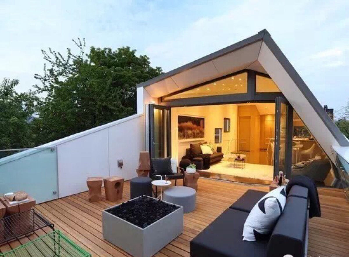 14个屋顶装修设计,网友:买个顶楼的房子,也是不错的选择!