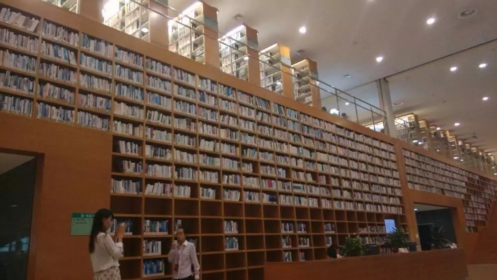 上海浦东五峰书院图片