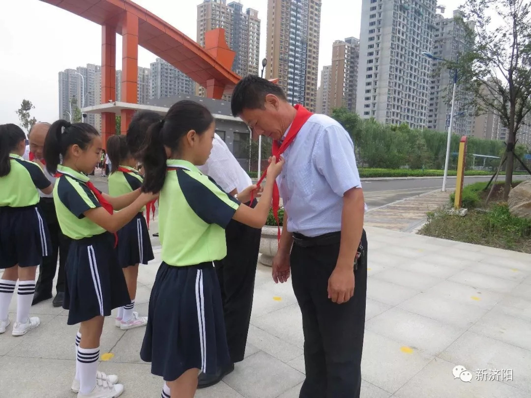 廟廊小學濟北小學實驗小學興隆街小學新元學校第十中學聞韶中學實驗