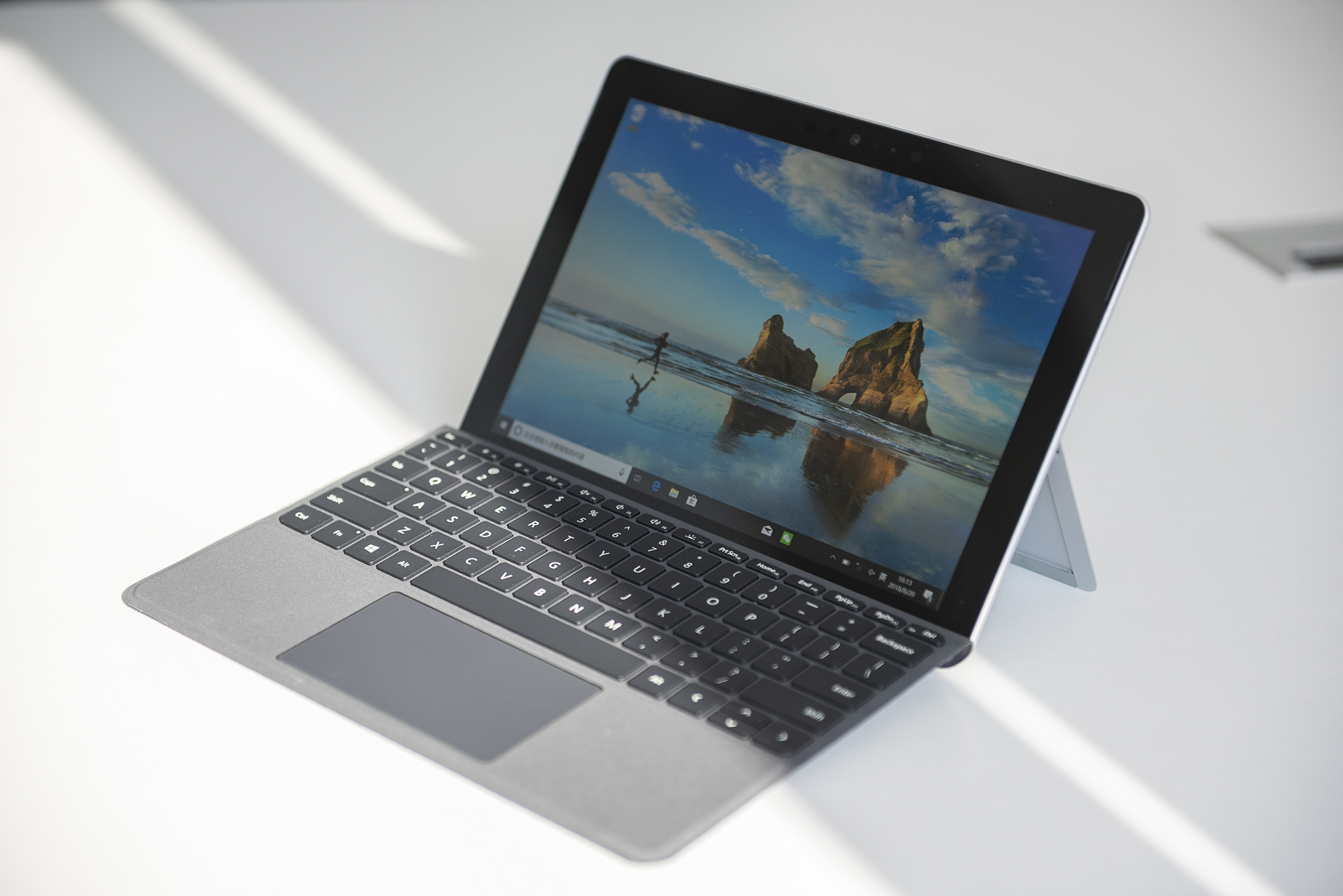 微软surface go 体验:可以当平板使用的便携笔记本电脑