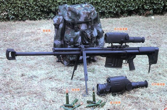 1/ 12 国产qbu10大口径狙击步枪,该枪采用导气与枪管短后坐混合式自动