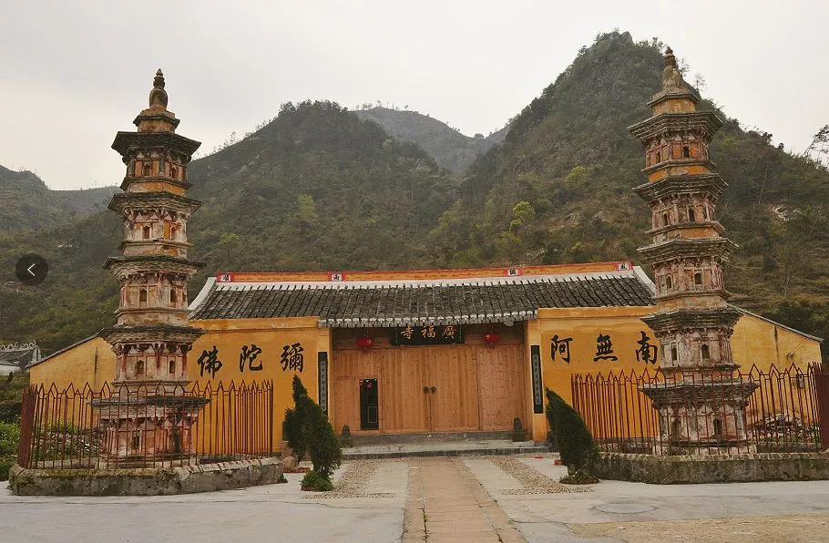 鳳仙道觀,紫霞道觀(道教),龍隱寺,進仙禪寺,廣福寺(佛教)等