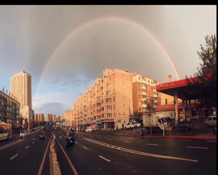 昨日傍晚長春上空出現雙彩虹 刷爆市民朋友圈