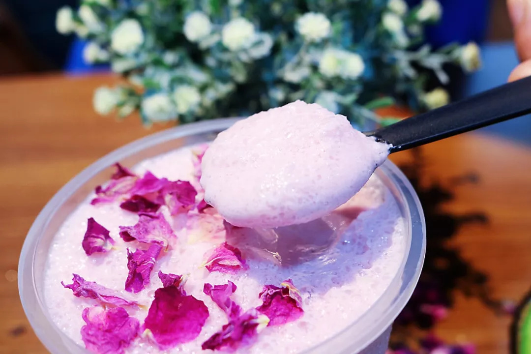 玫瑰酸奶紫米露图片