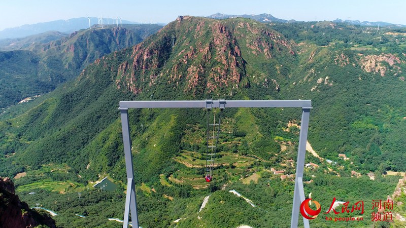 距峽谷300多米！河南「懸崖秋千」讓遊客凌空飛翔 旅行 第7張