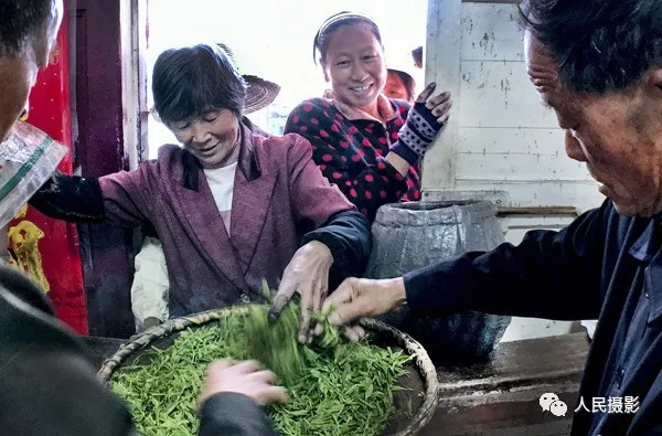 红日照耀舒茶青山助力腾飞舒茶人民公社景区首届摄影大赛获奖作品选登