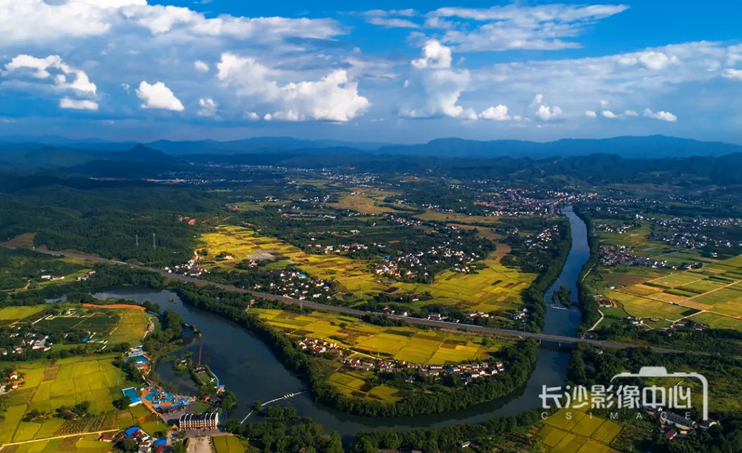 瀏陽市,位於湖南省東北部,古屬荊州,歷史悠久,人文薈萃,有