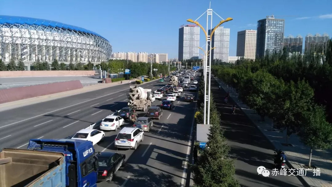 赤峰西拉木伦大街图片