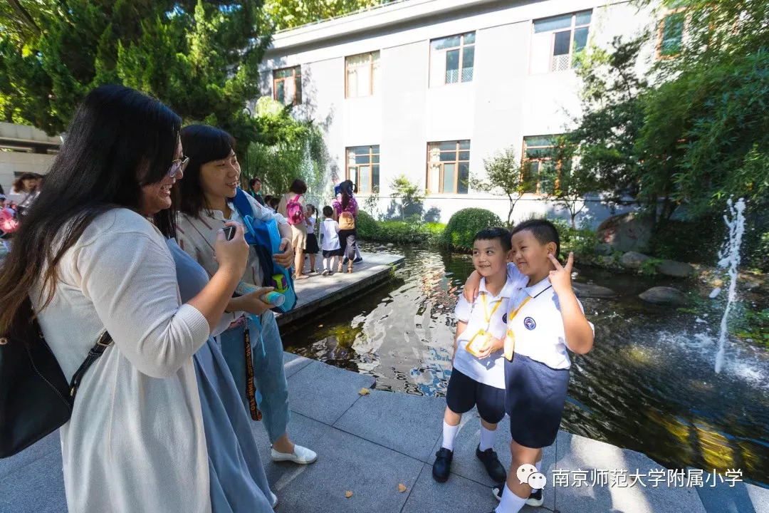 夫子庙小学kanye图片