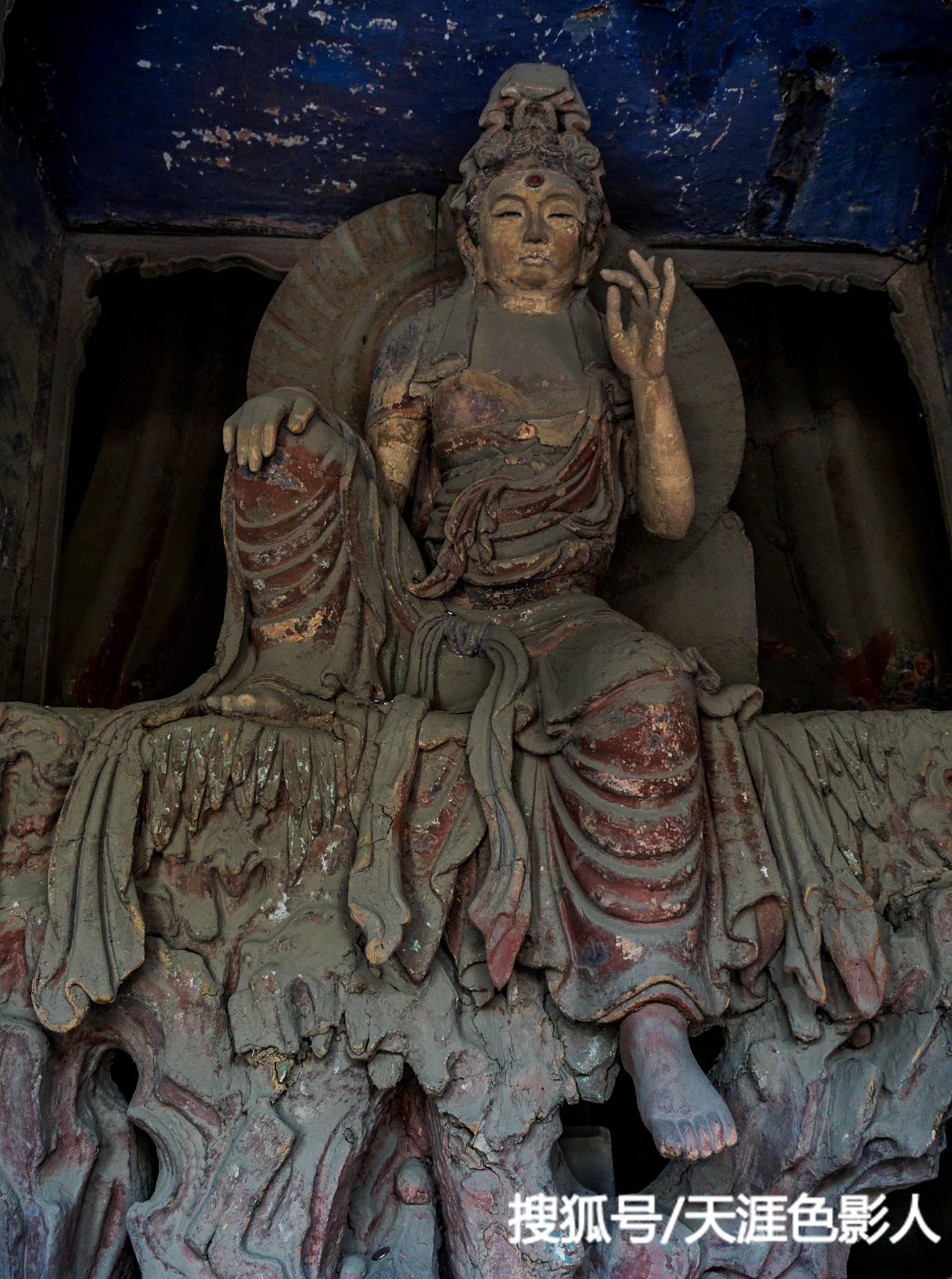 欣赏天津独乐寺精美的辽代佛像艺术看我国最大的十一面泥塑观音