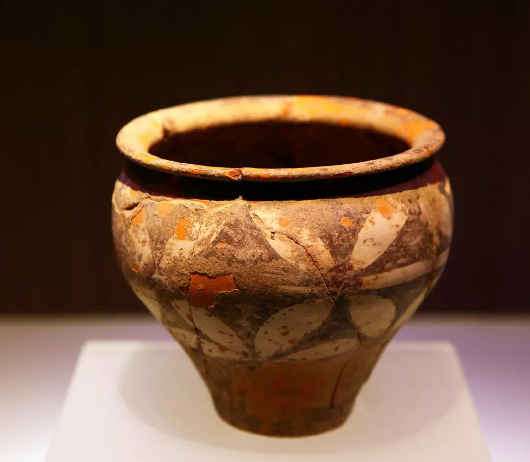 马家窑历史陶文化起源及收藏价值_彩陶器皿