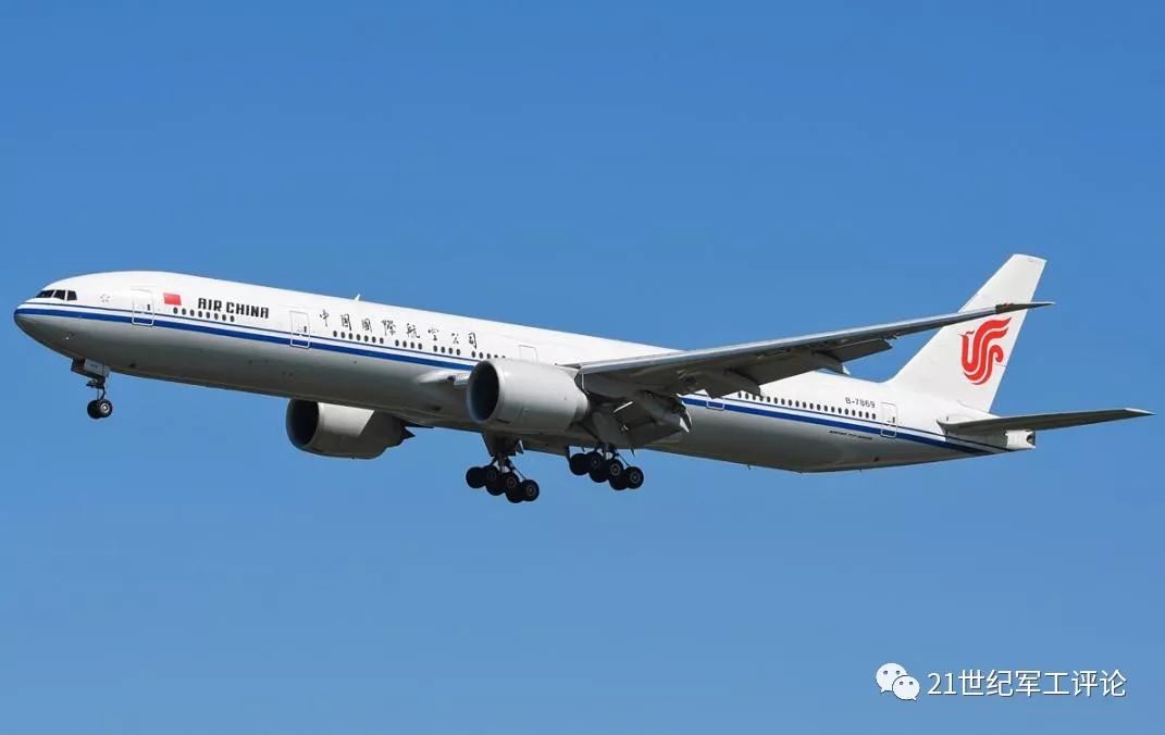 3:777-300/era340系列是空客家族第一款四發機型,既蠶食了一部分波音