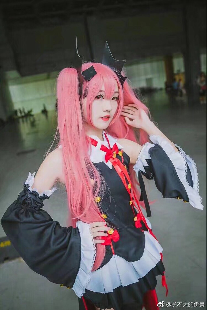 克魯魯 cosplay 一隻來自漫展現場的女王殿下