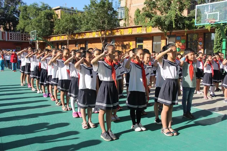 保定市爱民小学图片