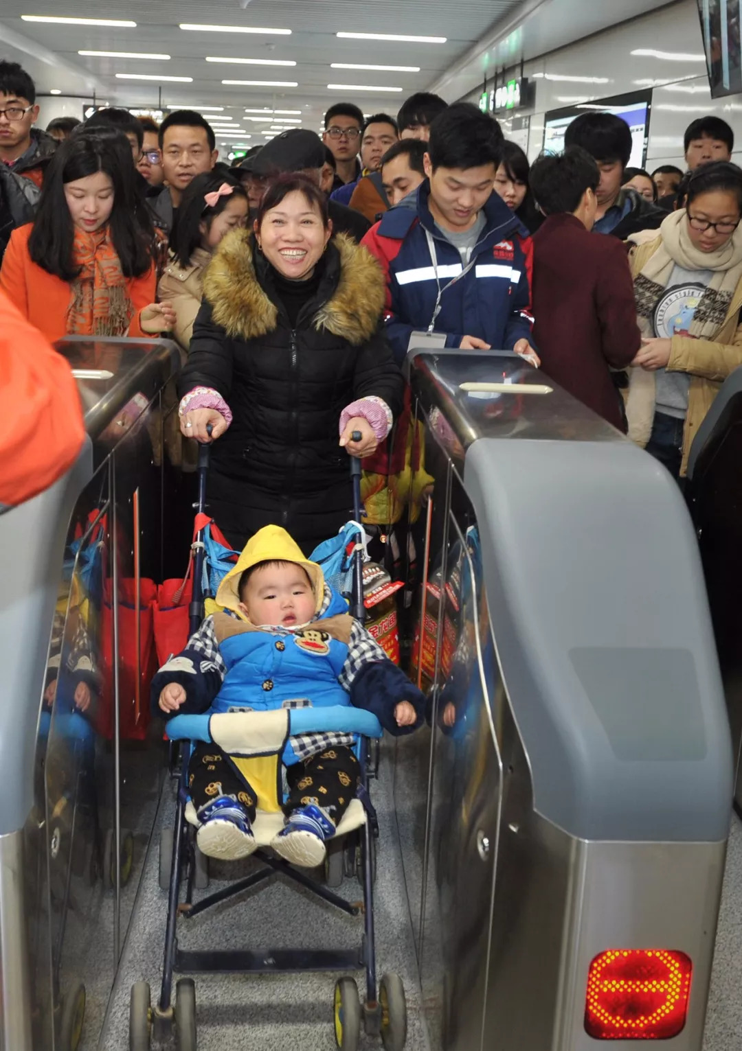 "十年地铁,感恩有您"南昌地铁首场开放日邀请市民参观!